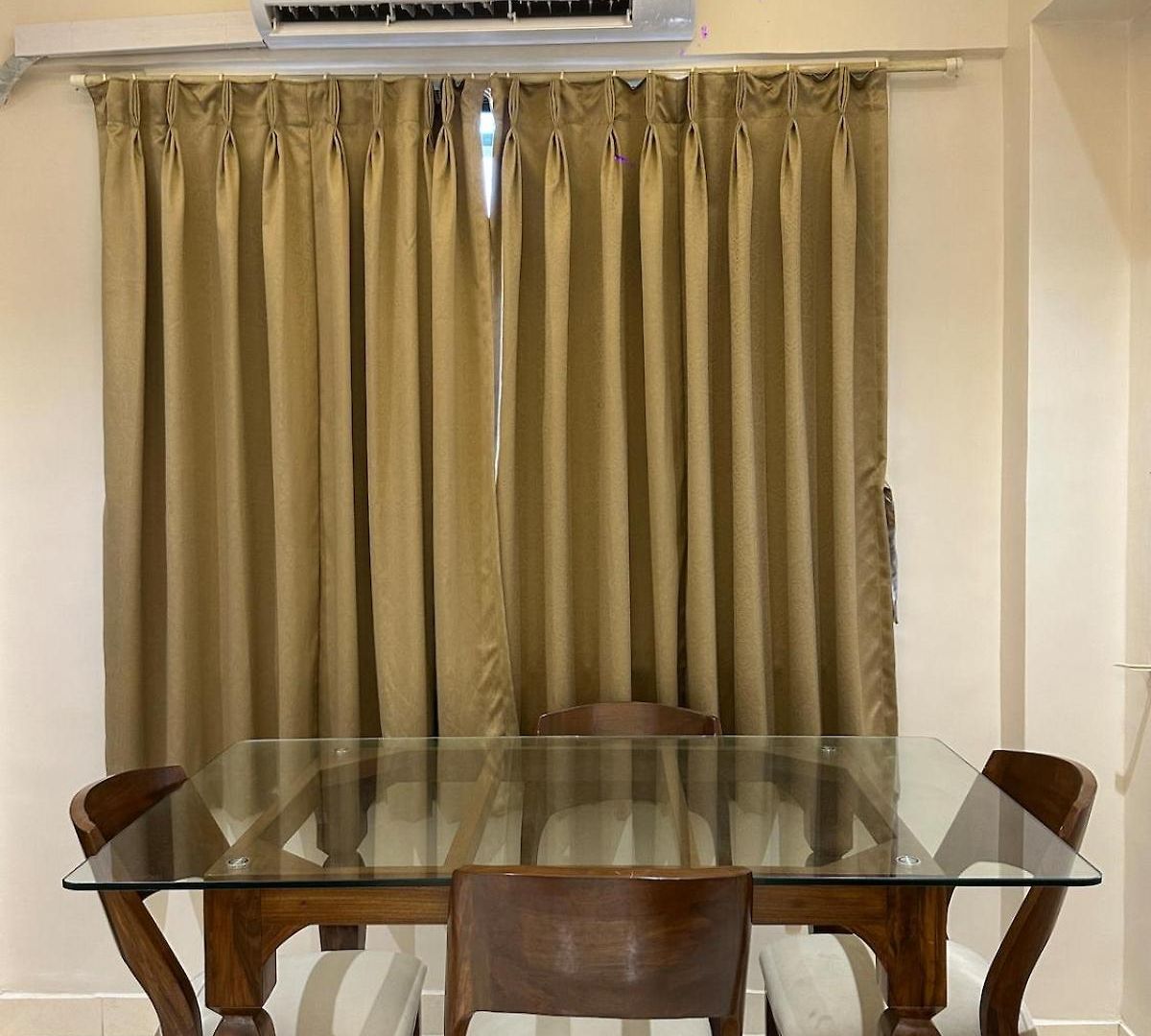 Enchante - 15 Mins From Lilavati & Nanavati Apartment *
