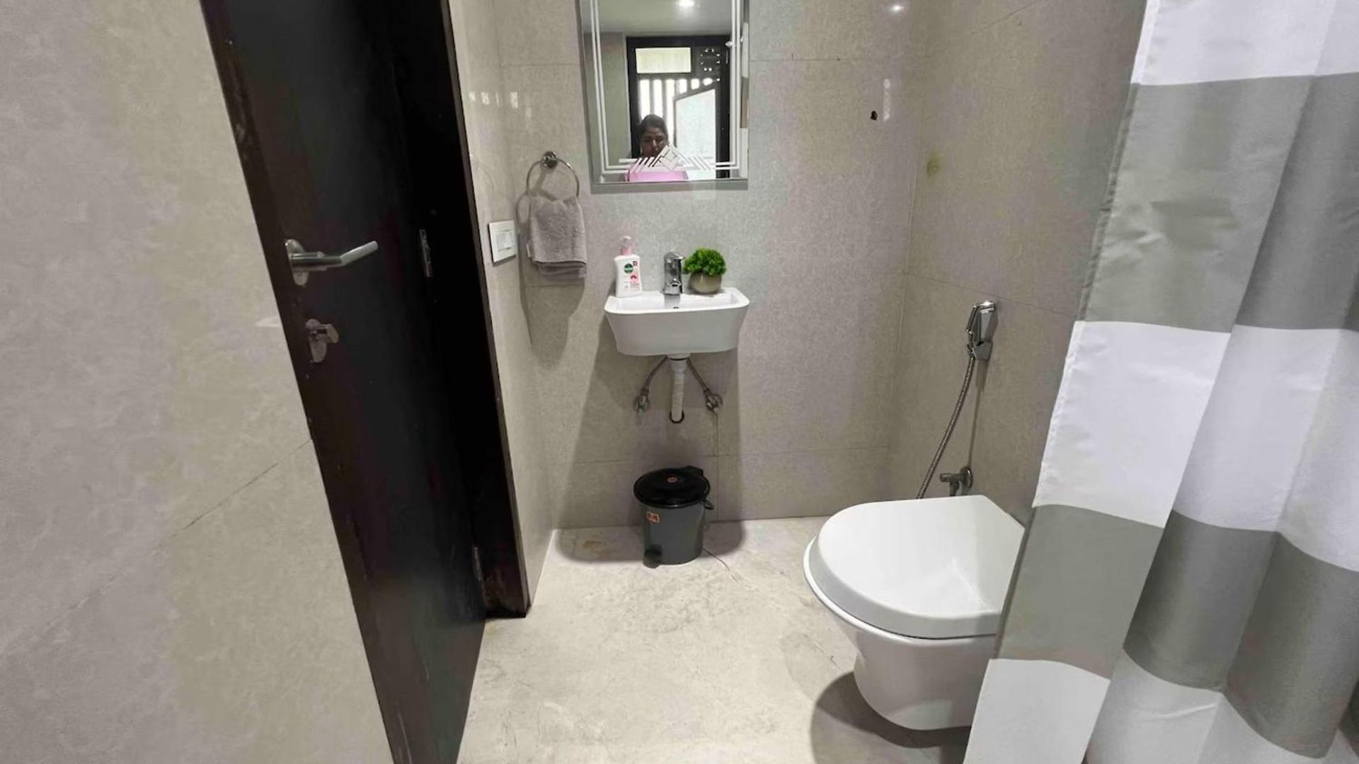 Apartment Connekthomes - Luxurious Modern Bliss In Bandra - 6br *
