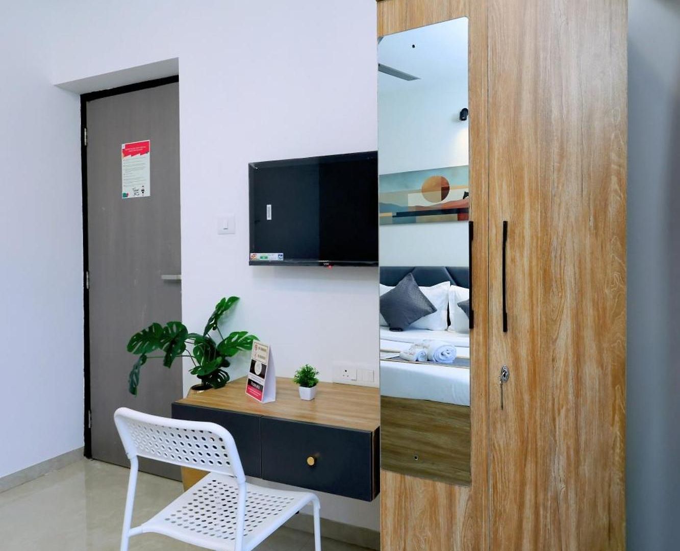 Western - Gagal Apartment *