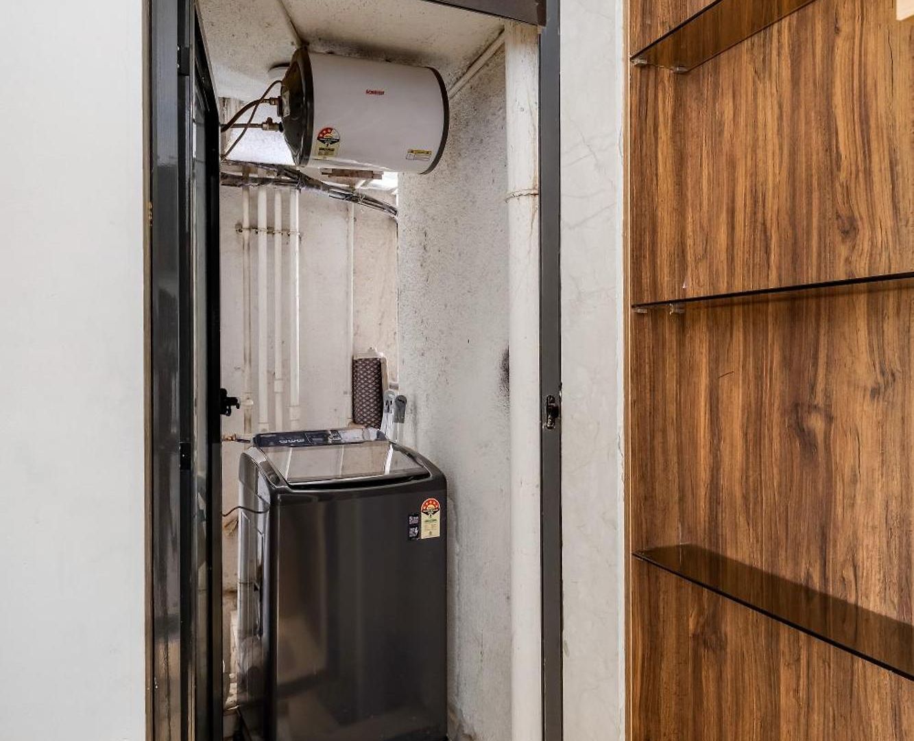 Ov Premium Near Bkc By Square One * Mumbai