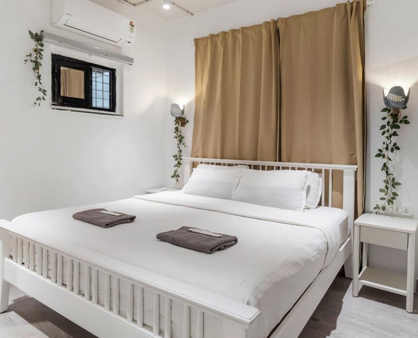 Vera 1bhk In Khar W By Square One
