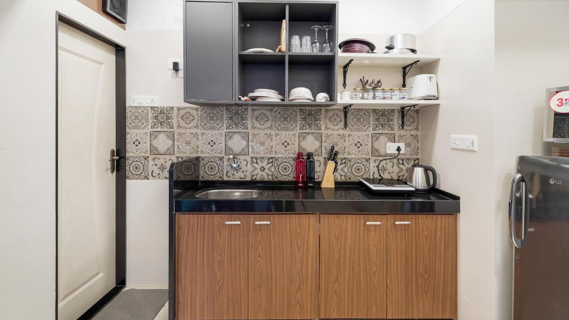 Dido 1bhk In Bandra W By Square One
