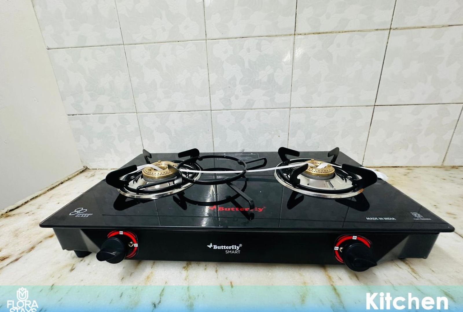 1 Bedroom Service In Shivaji Park By Florastays Apartment Mumbai