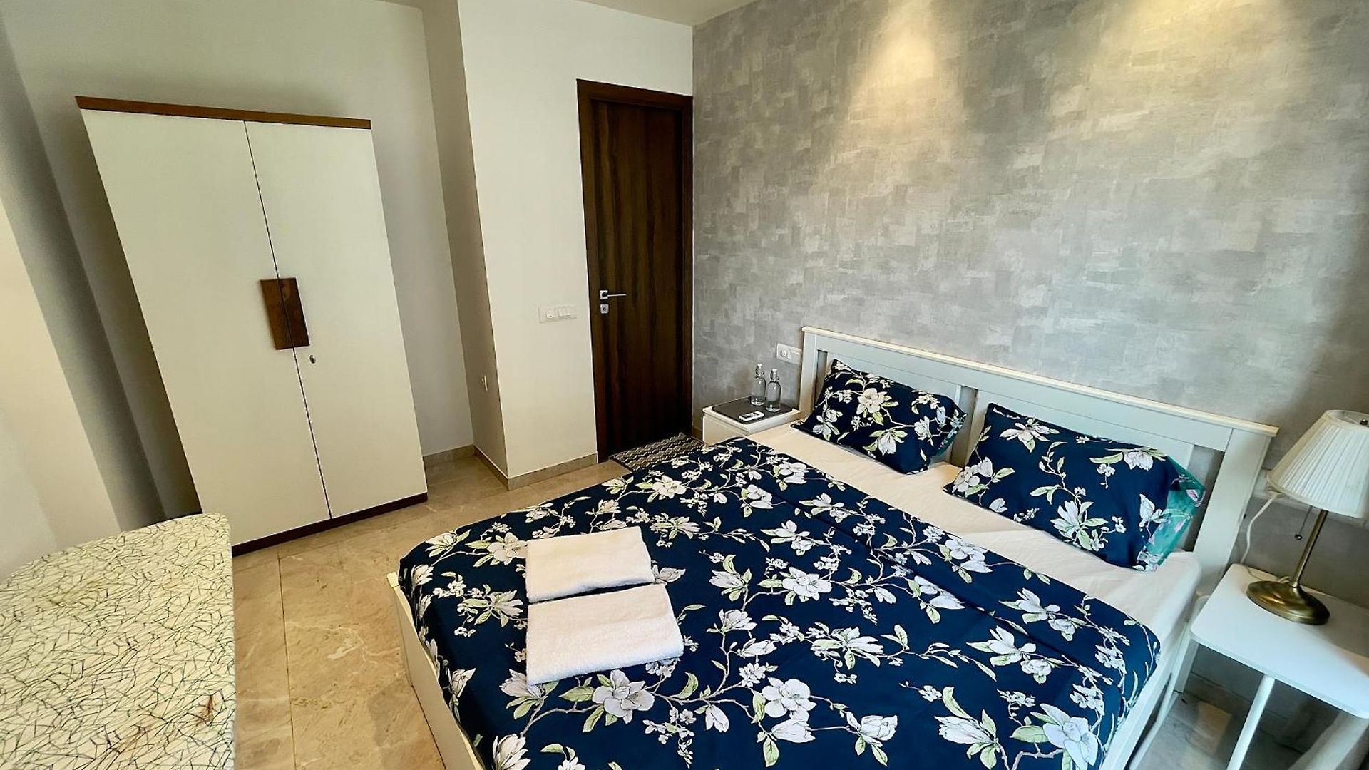 Apartment A Embassy 1 Bhk In Hiranandani Powai