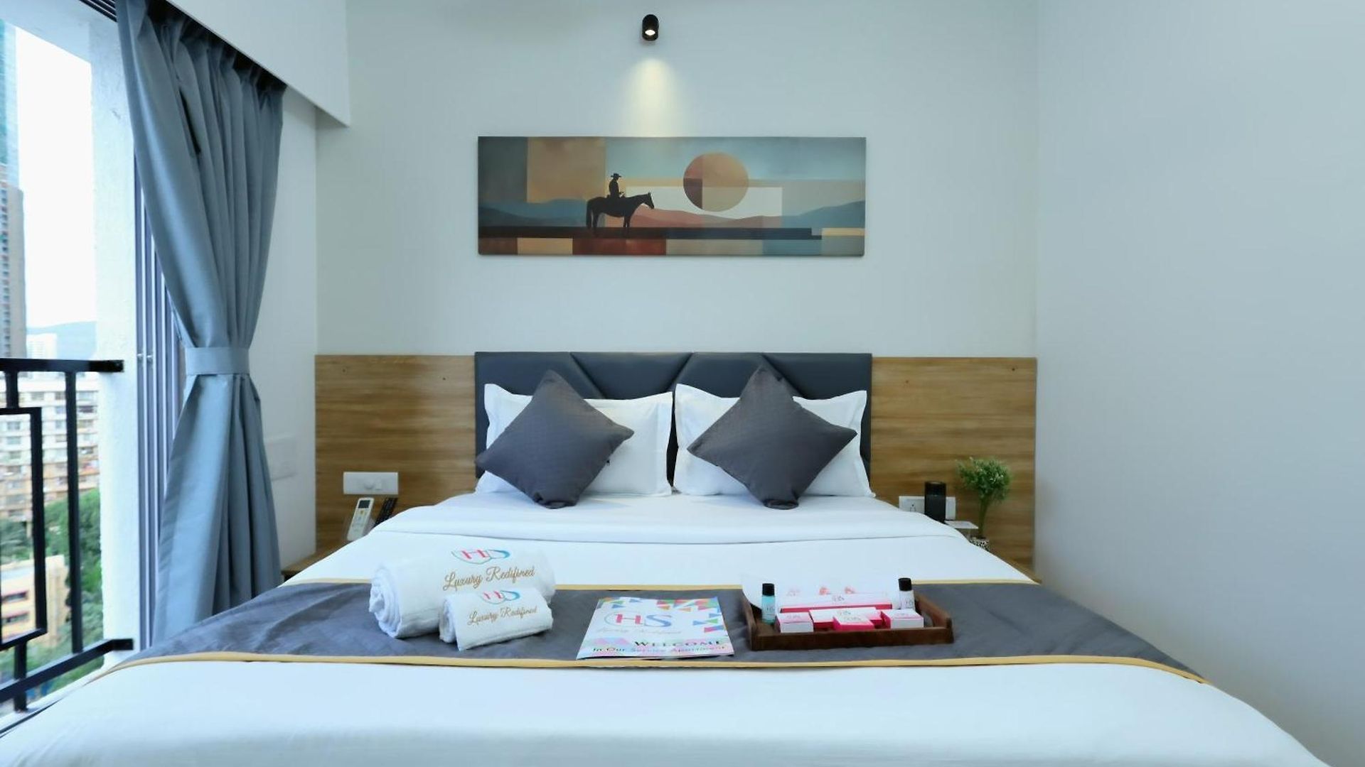 Western - Gagal Apartment *