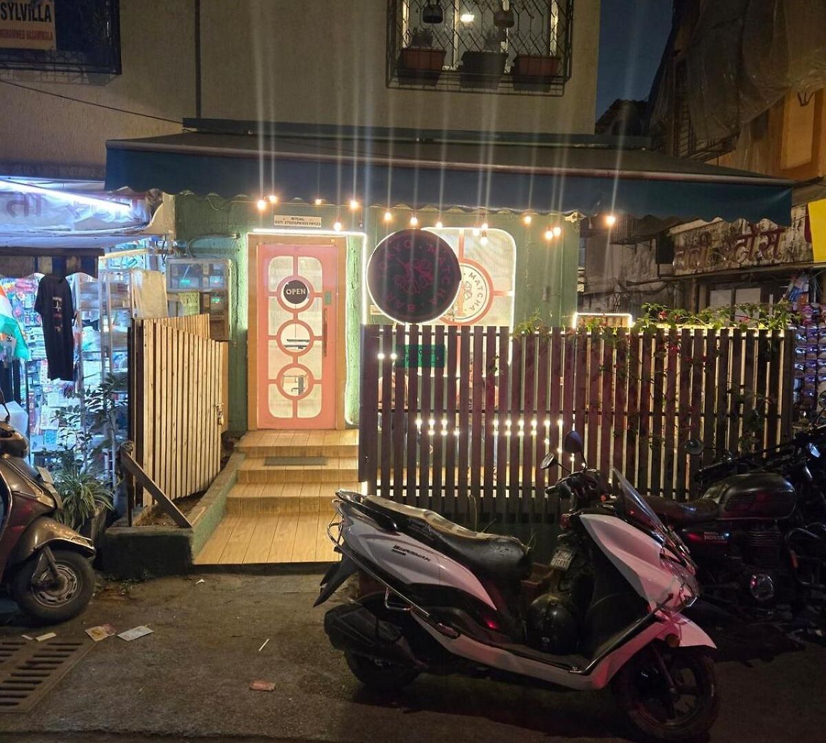 The Henrys House 1bhk Chapel Road Apartment