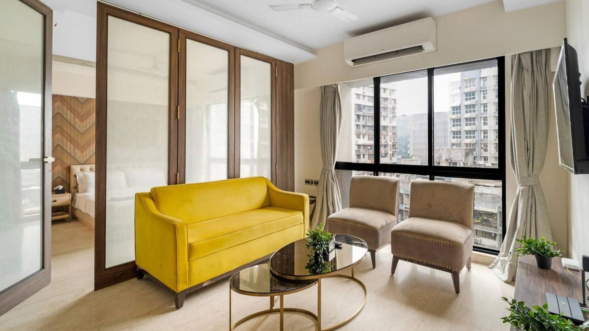 Apartment Tuscany Stylish 1 Bhk In Prime Gated Bkc Spot