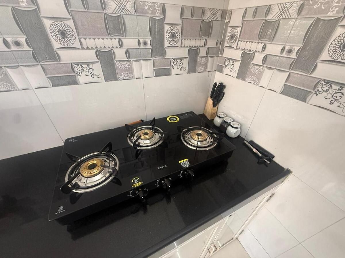 2bhk Flat Near Hiranandini Powai- Star Homes *