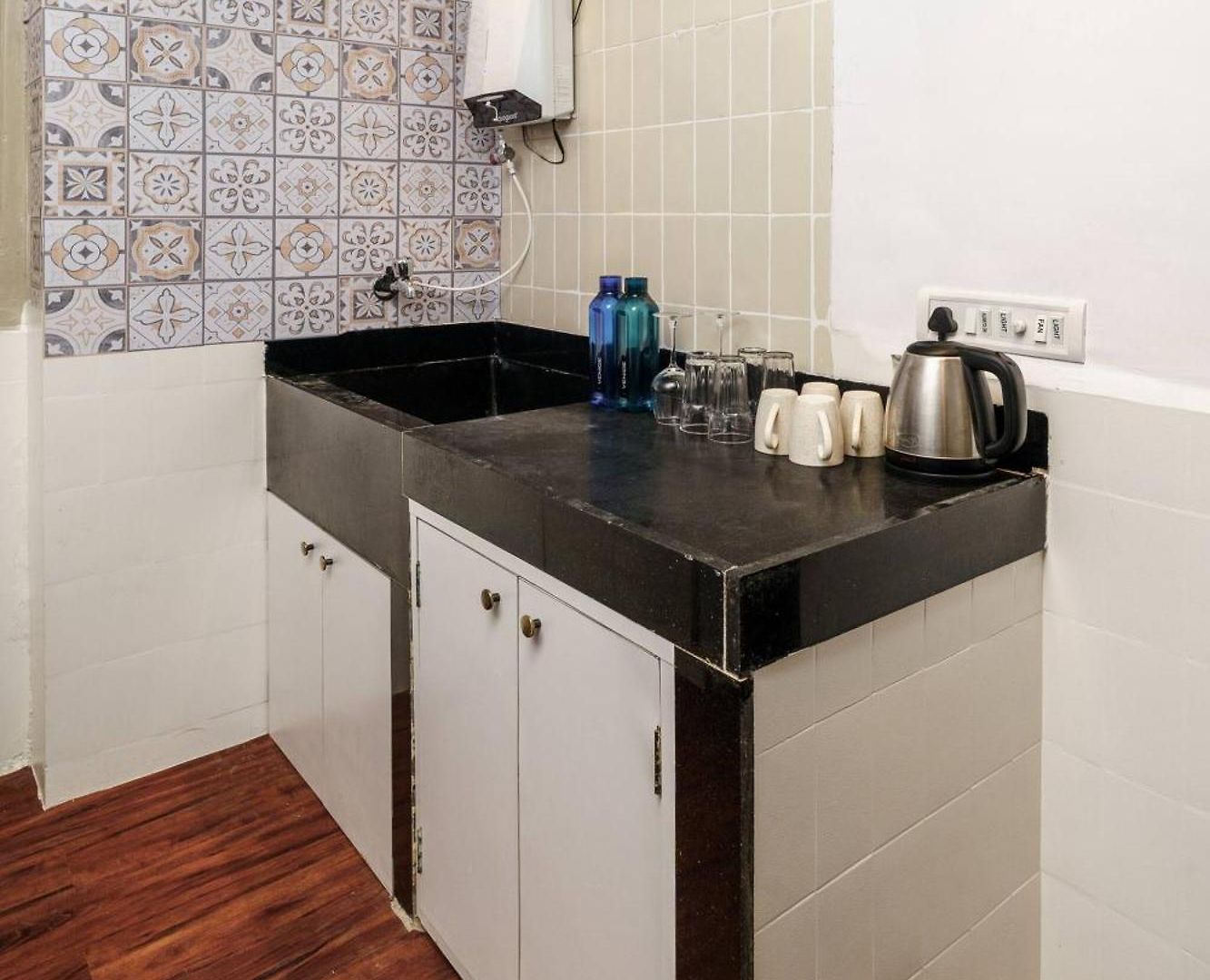 48b Stylish 1bhk Khar With Swing Apartment Mumbai