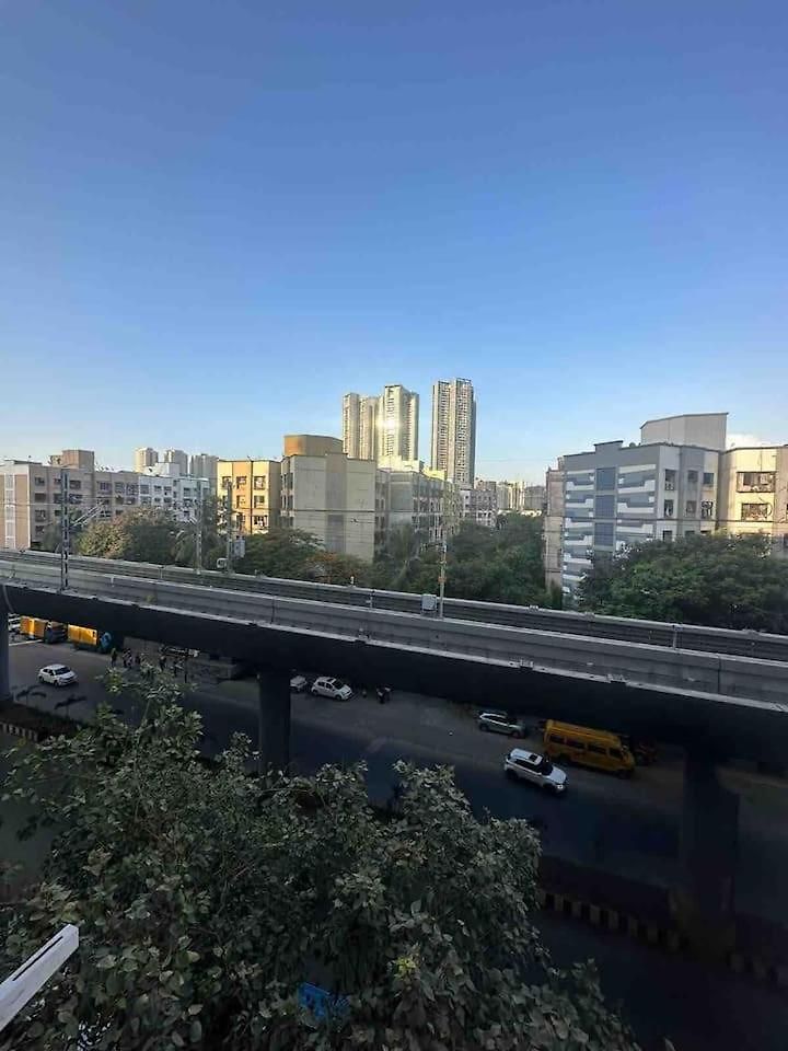 Iss 506 Private With Balcony Andheri West *