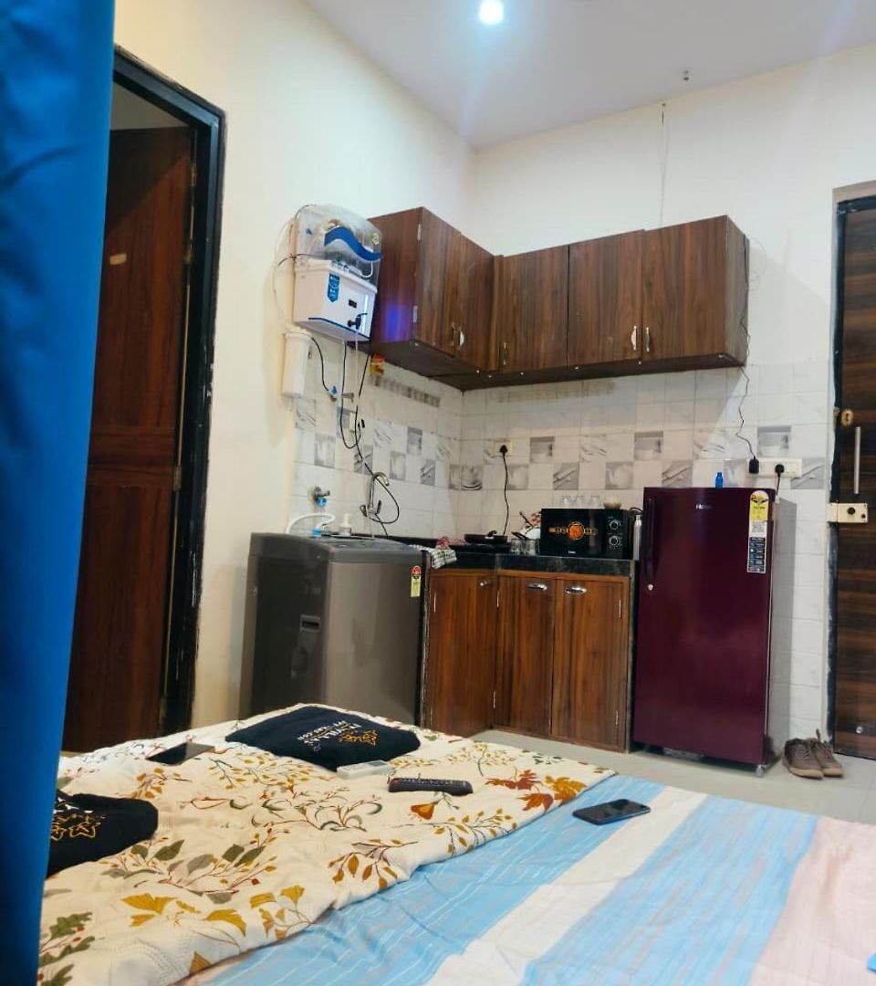 Apartment Iss 506 Private With Balcony Andheri West