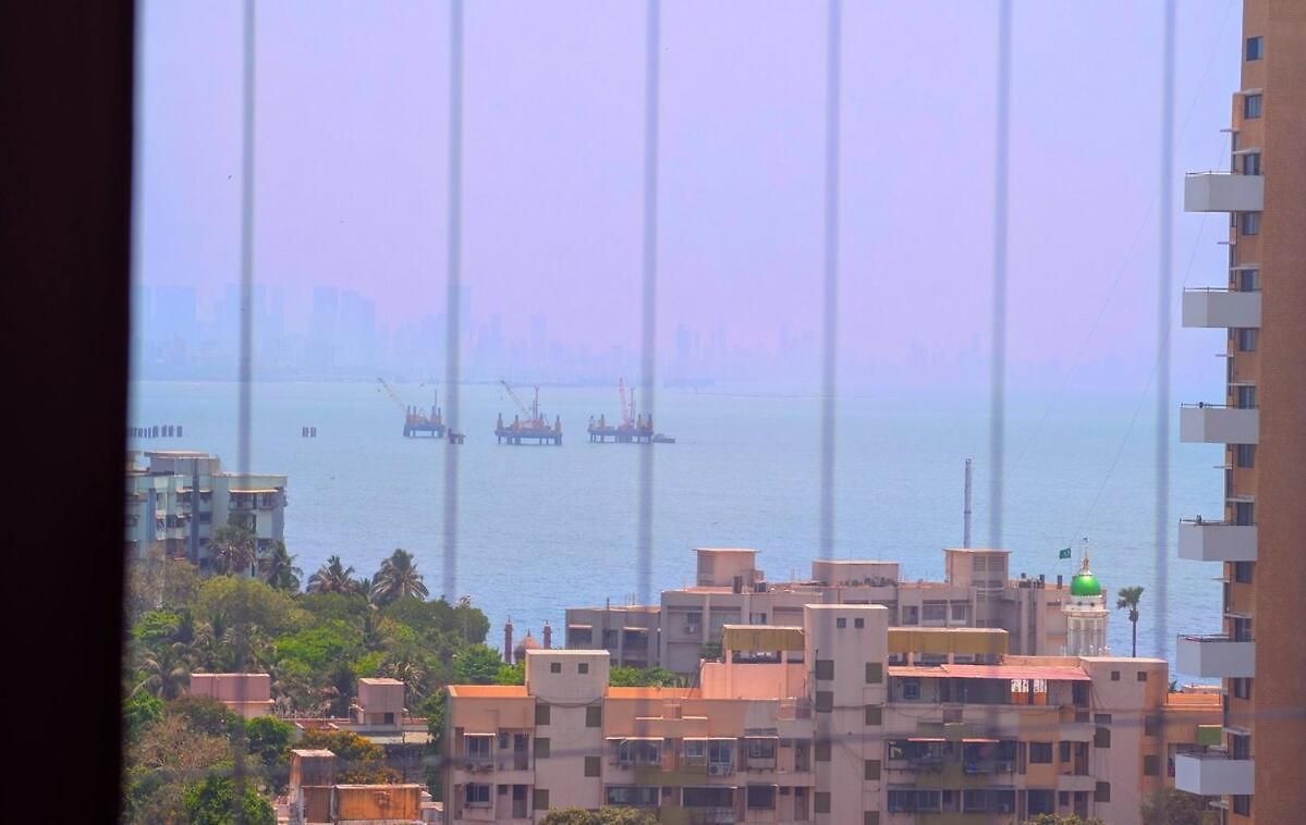 Beachfront Bliss - The Sandy Sea View Apartment *