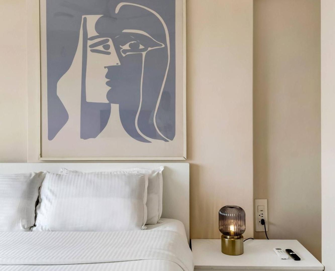Tao Private 3bhk In Bandra Apartment Mumbai