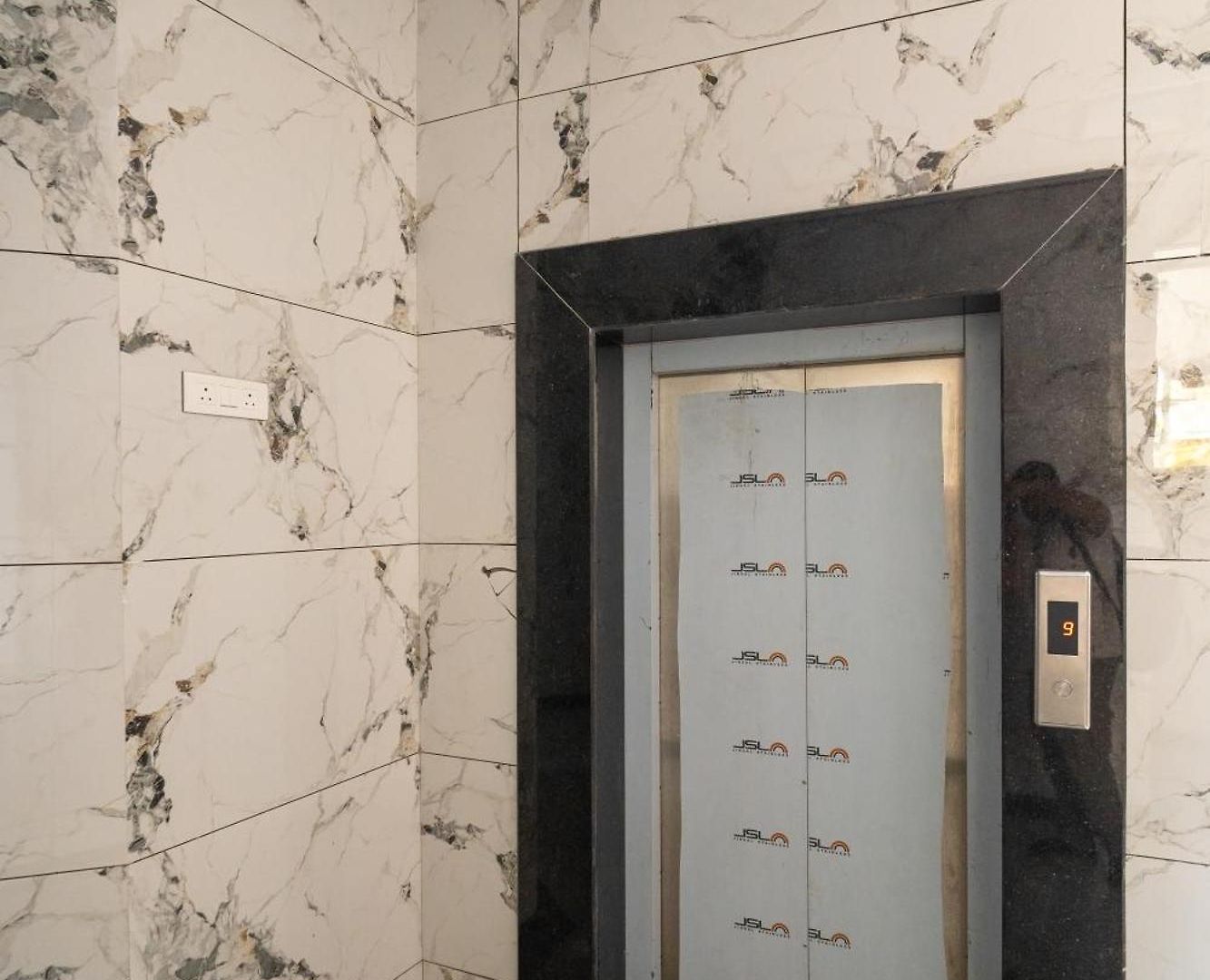 Zara Chic 1 Bhk Bandra W Gated 247 Security Apartment *
