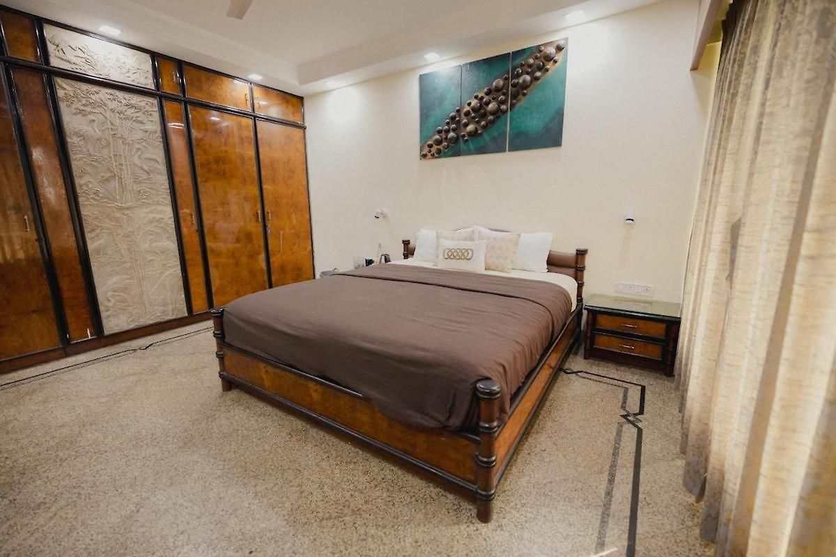 Apartment Bachis Nest Luxury 5bhk With Lawn And Terrace Mumbai