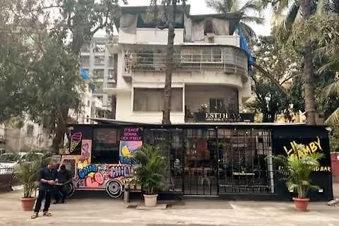 Spacious 1 Bed 2 Bath Bandra Balcony Wifi Mumbai