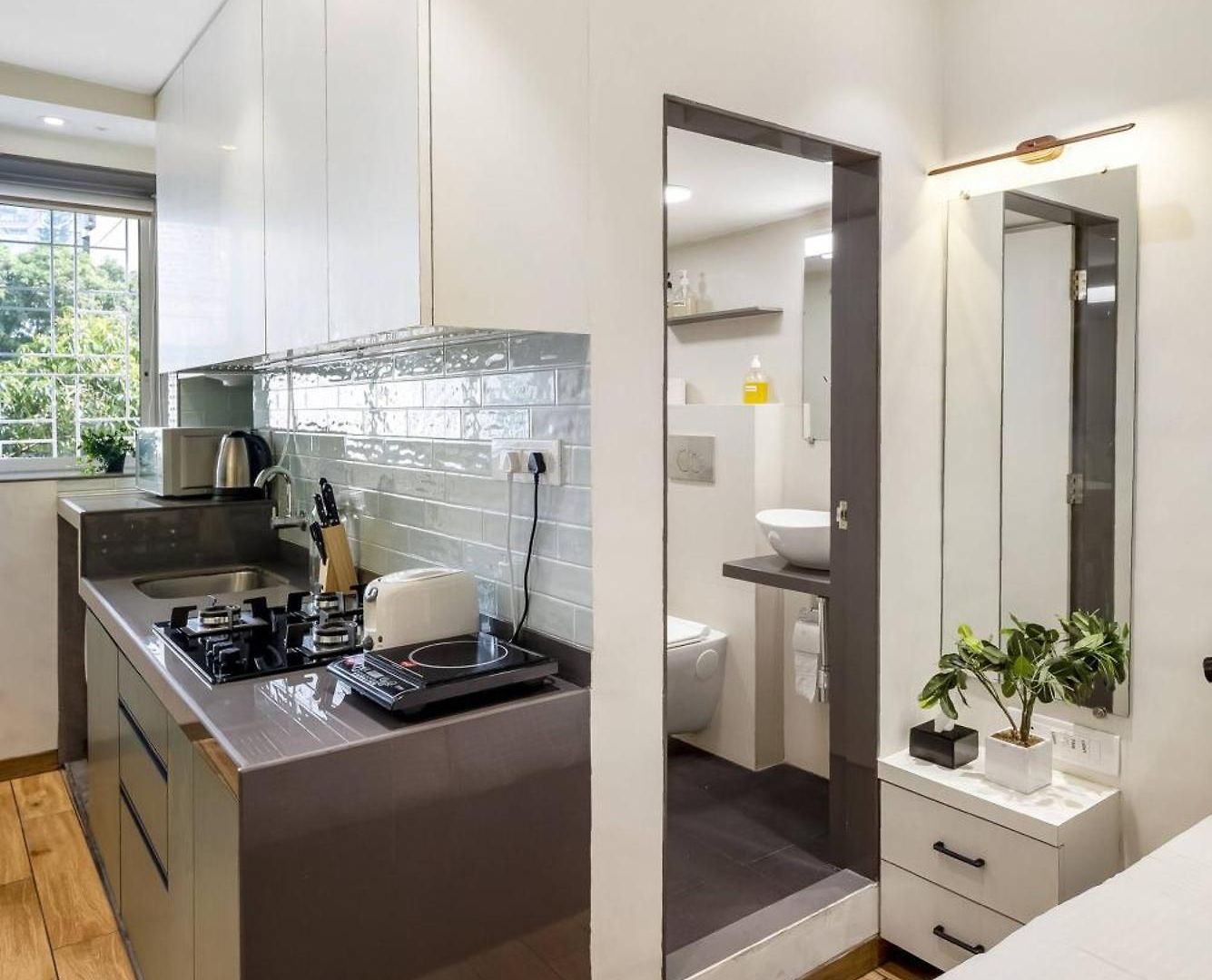 Sage - Cozy Chic Well-equipped In Bandra Apartment *