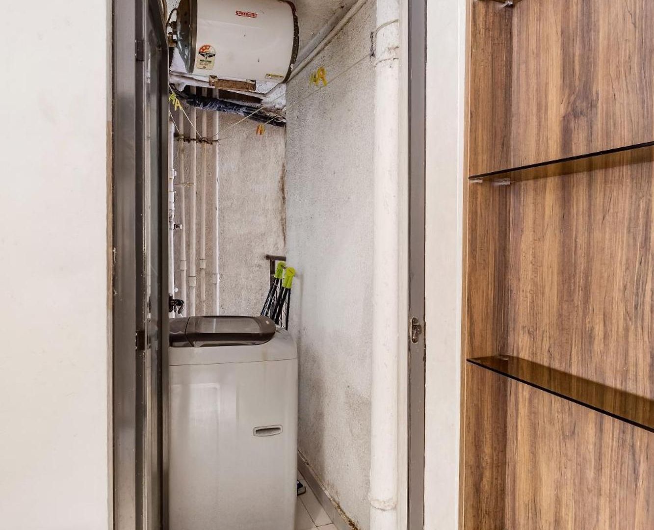 Capri Modern In Secure Bkc Complex W Wi-fi Apartment