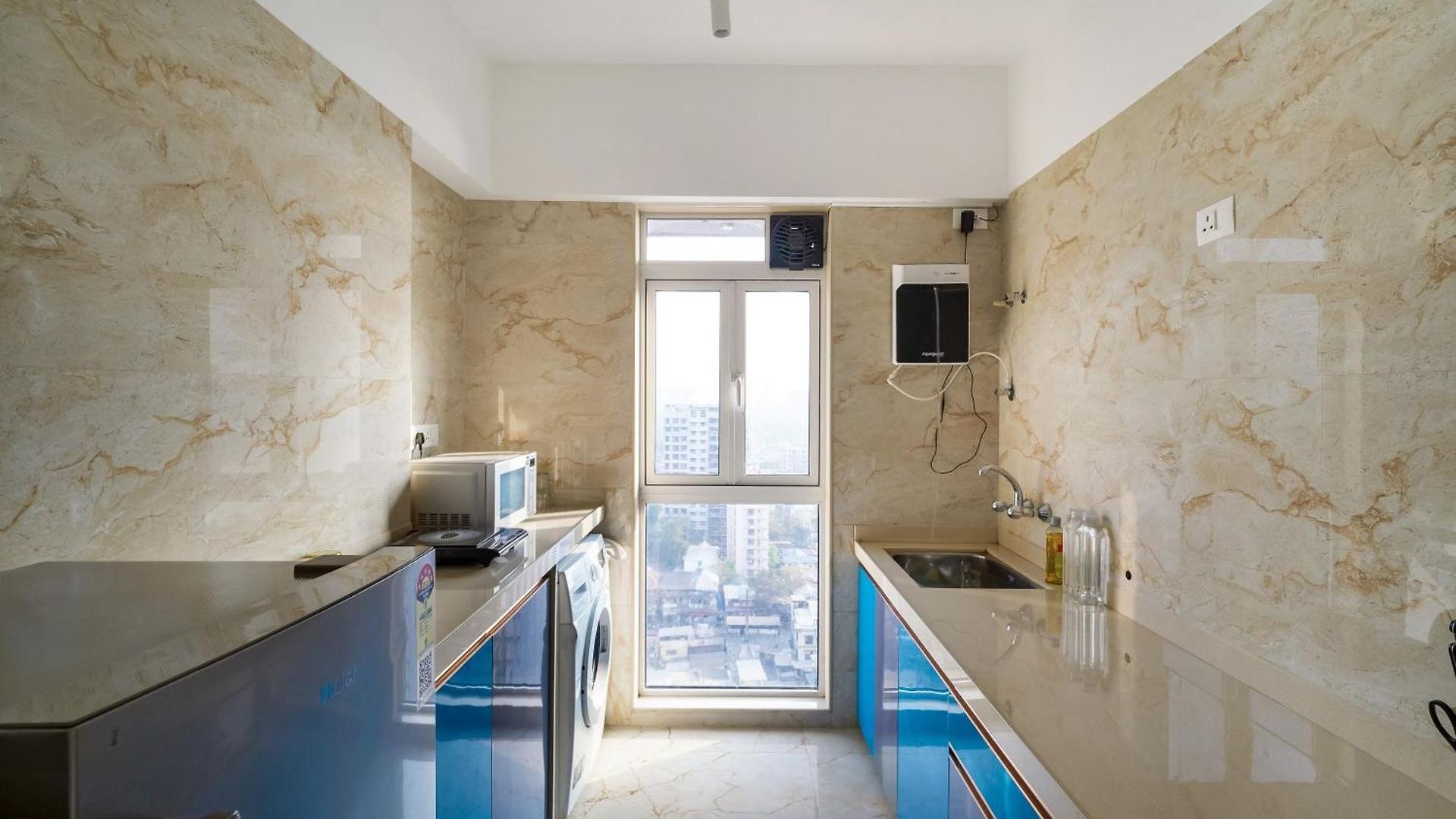 Apartment Anya 2bhk Near Bkc By Square One Mumbai