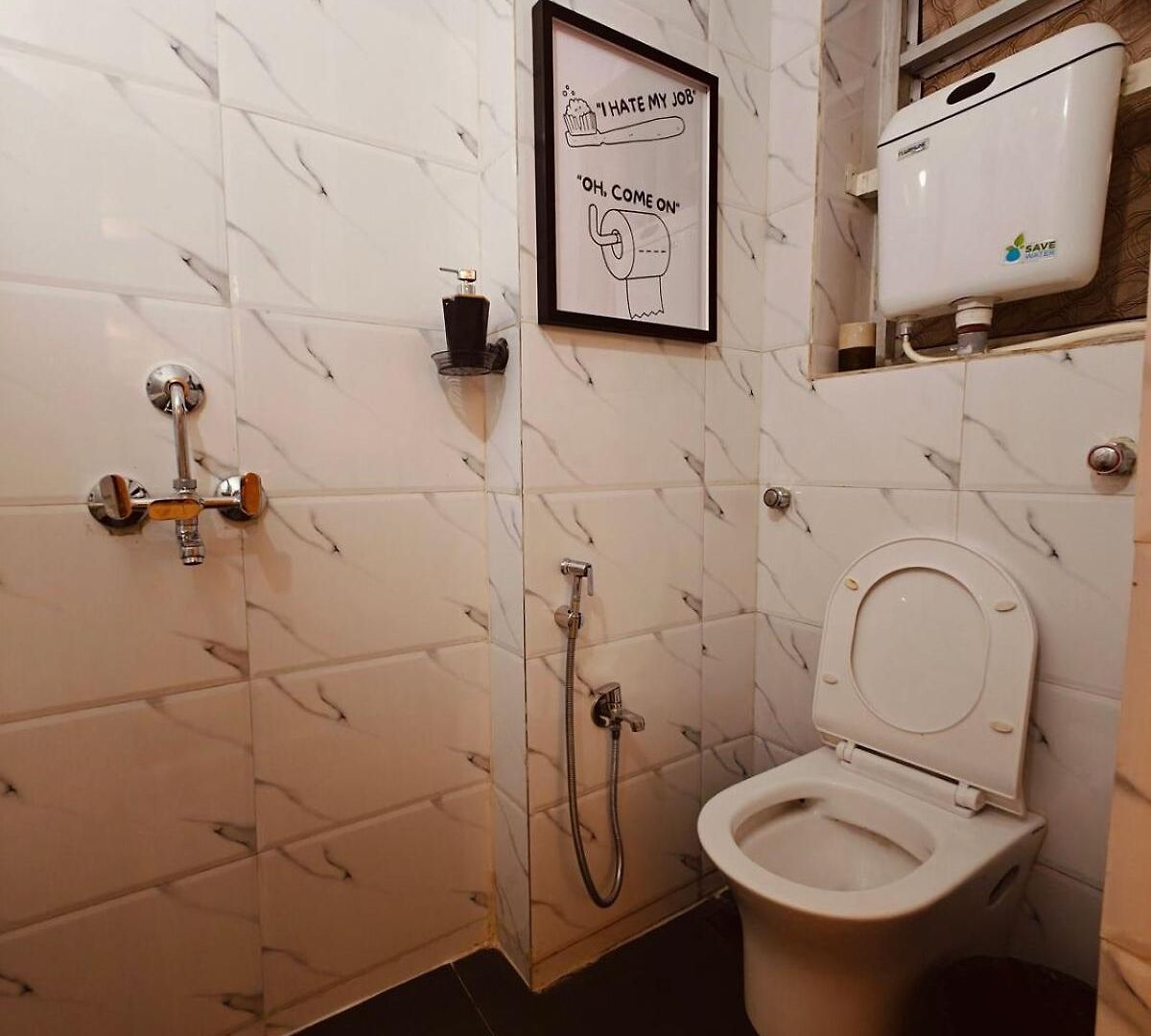 Rahuls Paradise Apartment *