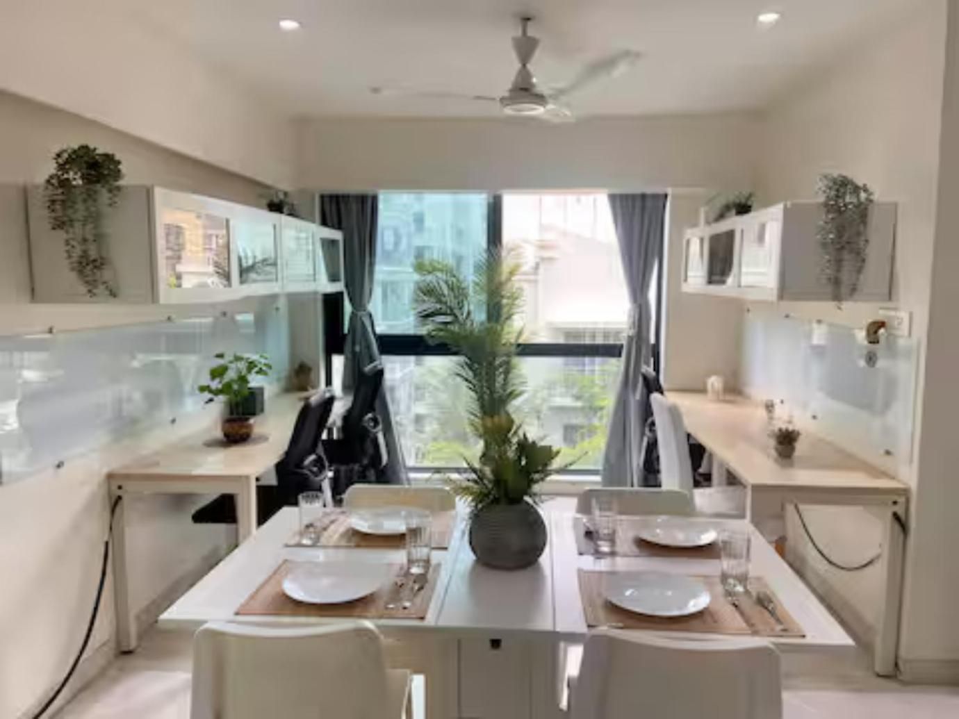 Connekthomes - Luxurious Modern Bliss In Bandra - 6br Apartment *