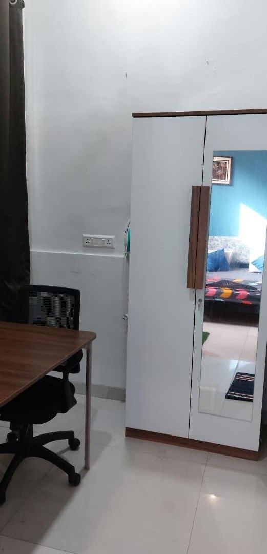 Iss 506 Private With Balcony Andheri West Apartment *
