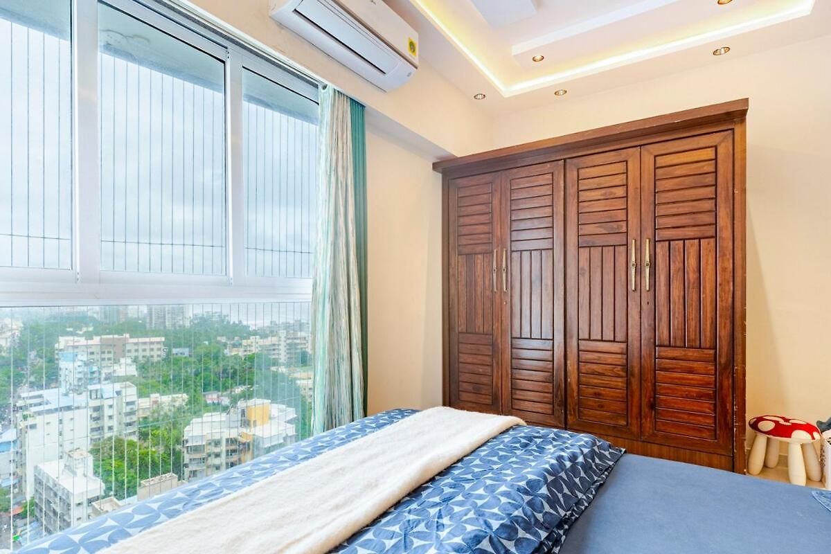 Blue Ice Lagoon L Urban Escape L Ocean View