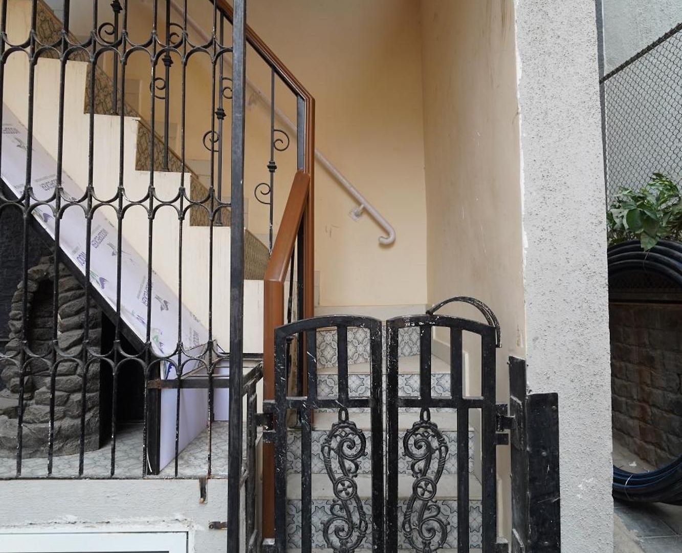 Vera 1bhk In Khar W By Square One *