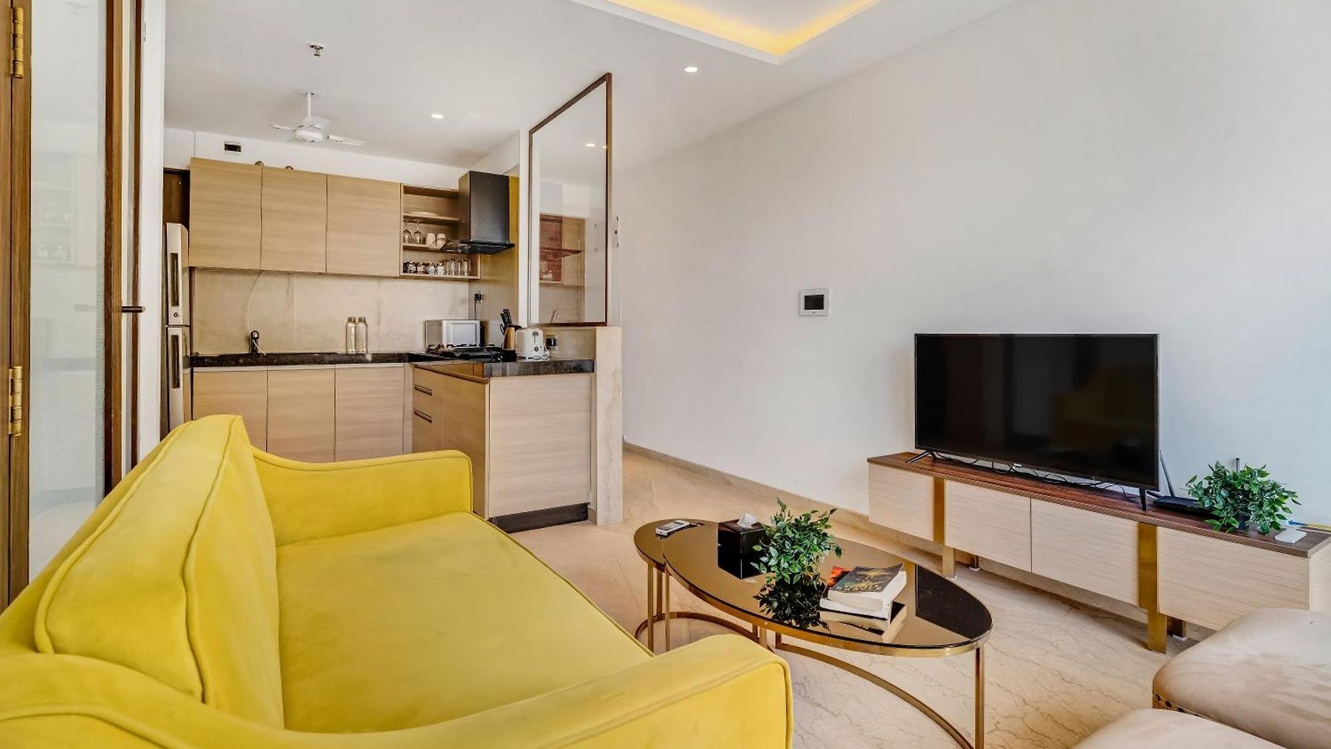Apartment Ov Premium Near Bkc By Square One