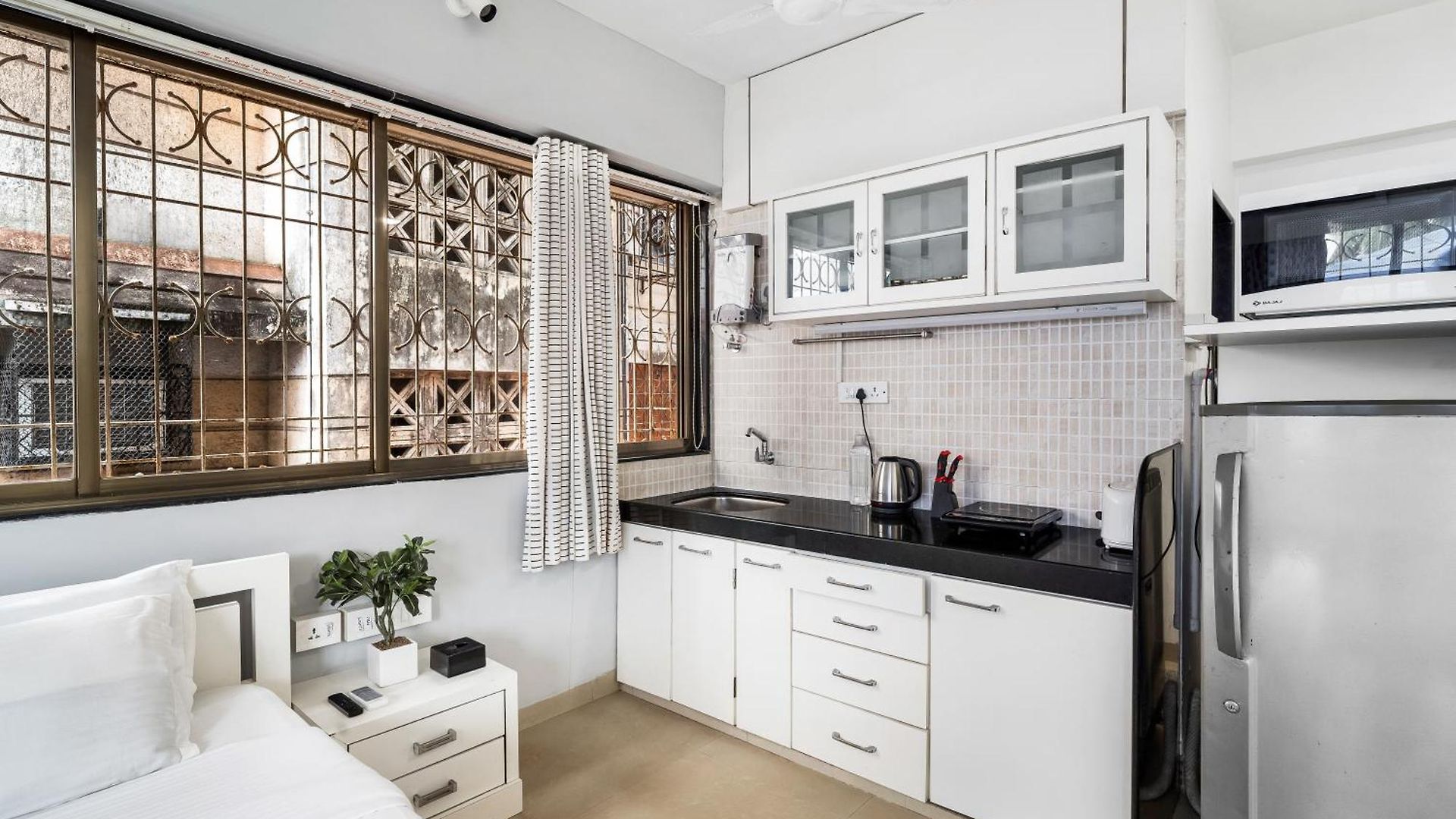 Lilou In Bandra W By Square One Apartment