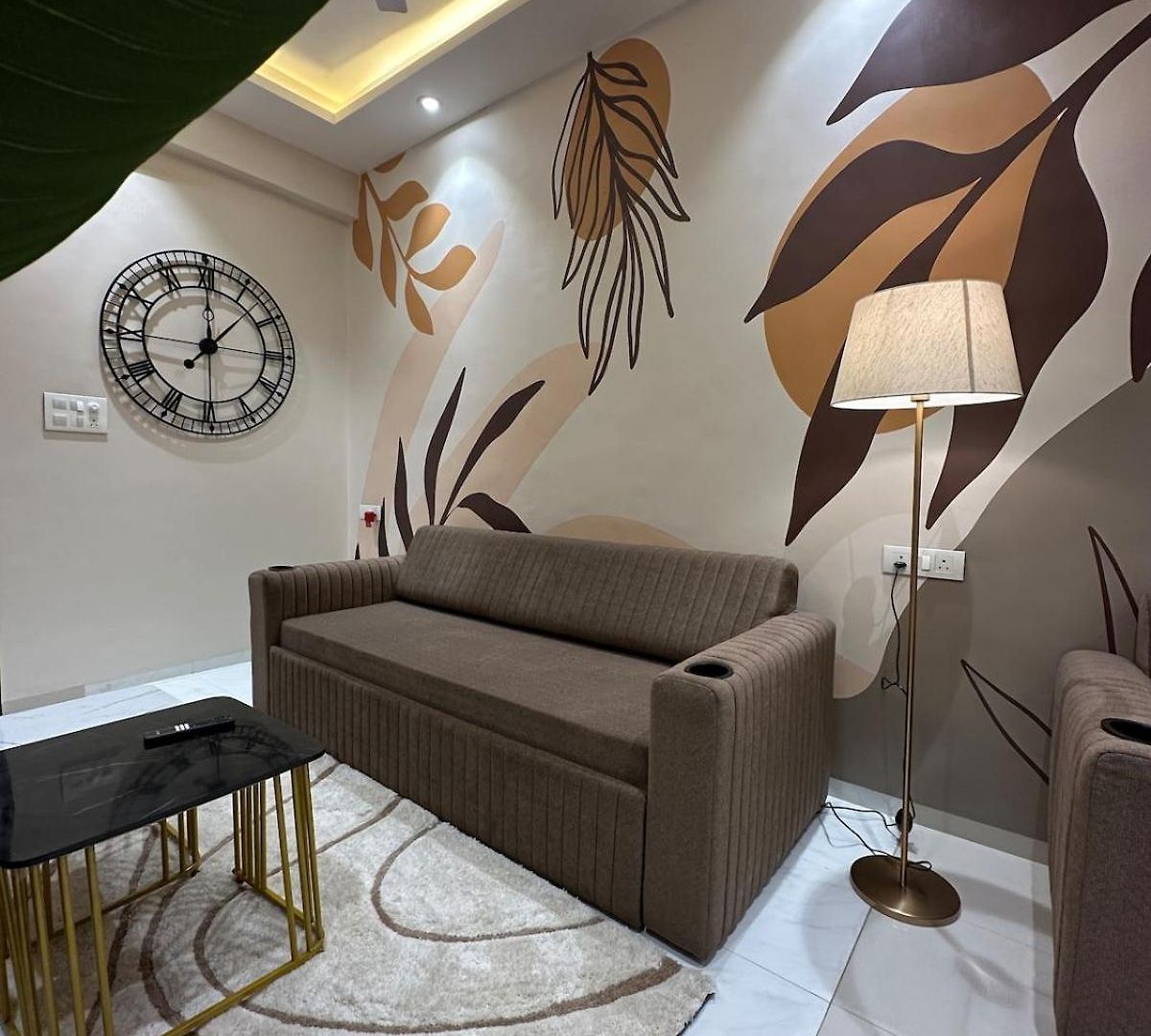 Apartment Izaara - 15 Mins From Lilavati & Nanavati Mumbai