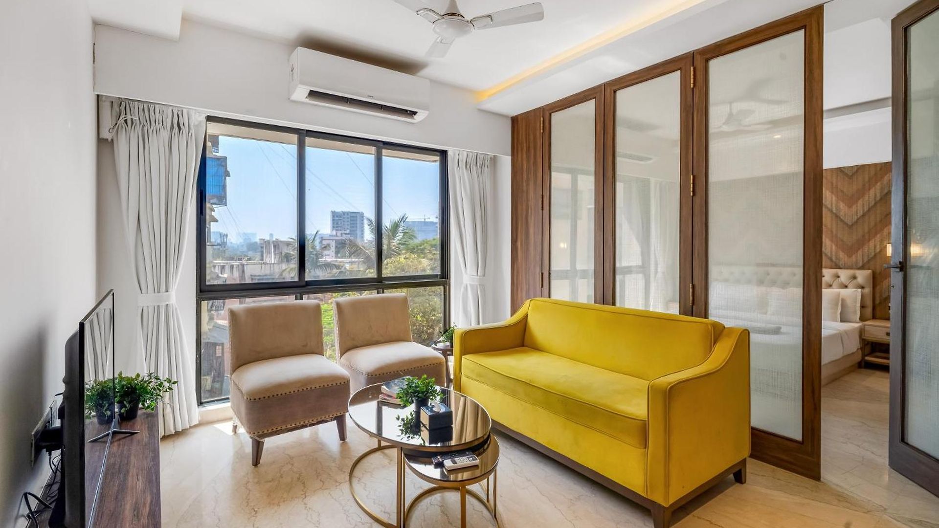 Apartment Ov Premium Near Bkc By Square One Mumbai