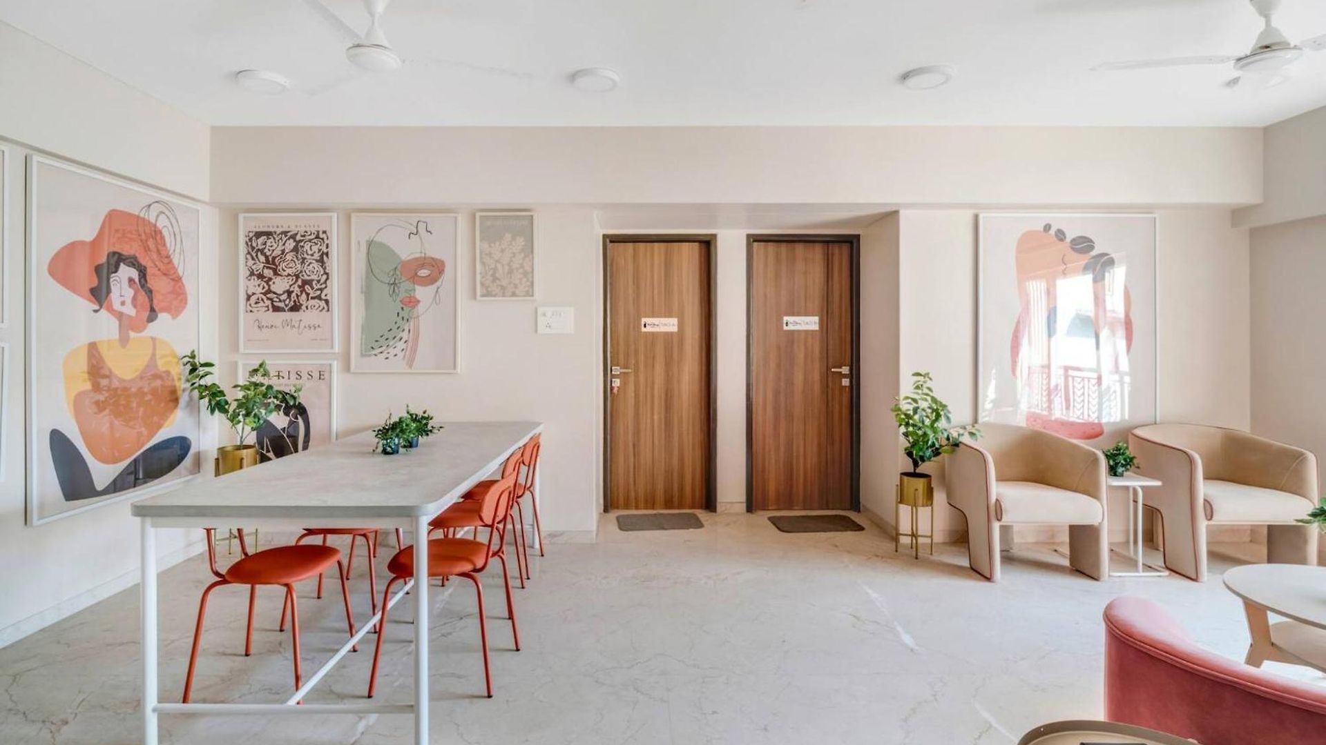 Tao Private 3bhk In Bandra Apartment *
