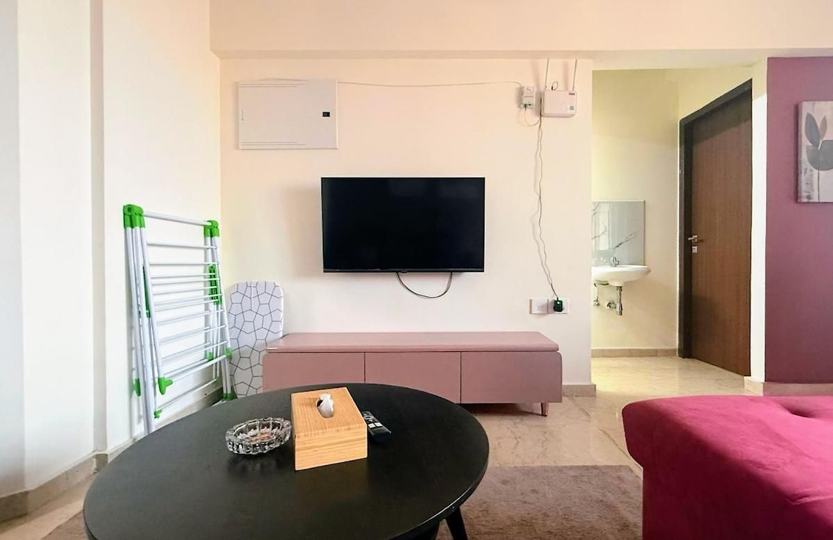 2bhk Near Nesco With Great Views Apartment *