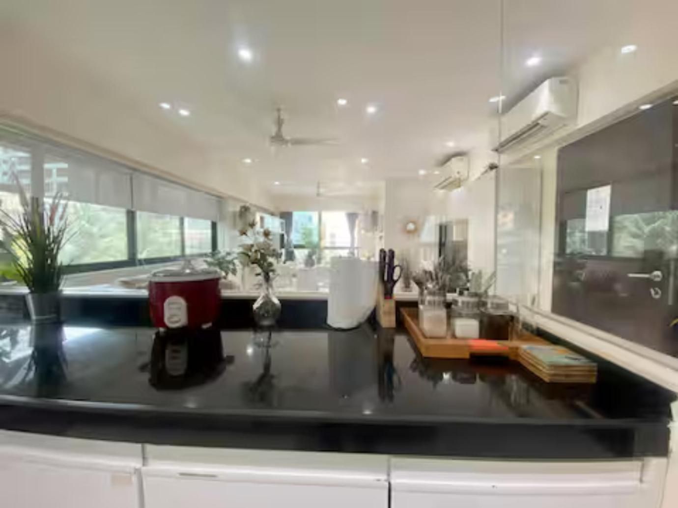 Apartment Connekthomes - Luxurious Modern Bliss In Bandra - 6br *