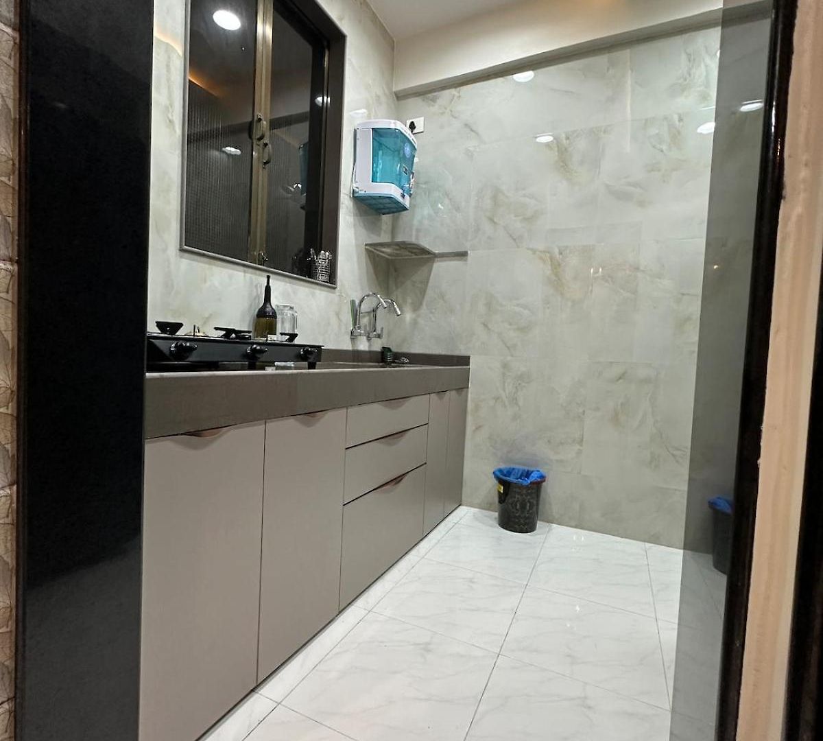 Apartment Enchante - 15 Mins From Lilavati & Nanavati