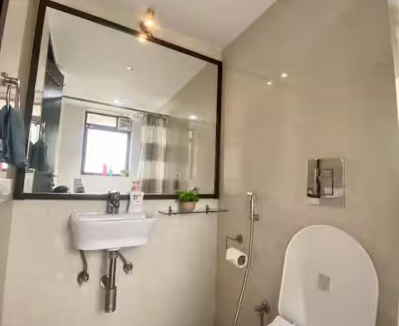 Connekthomes - Luxurious Modern Bliss In Bandra - 6br Apartment *