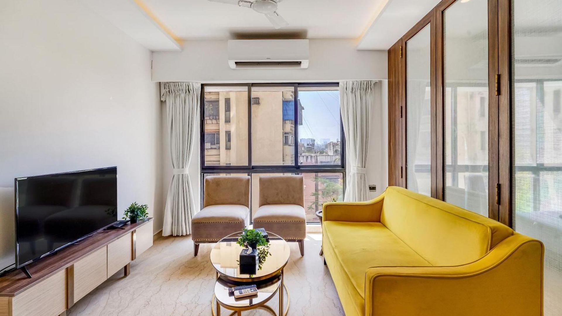 Ov Premium Near Bkc By Square One Apartment