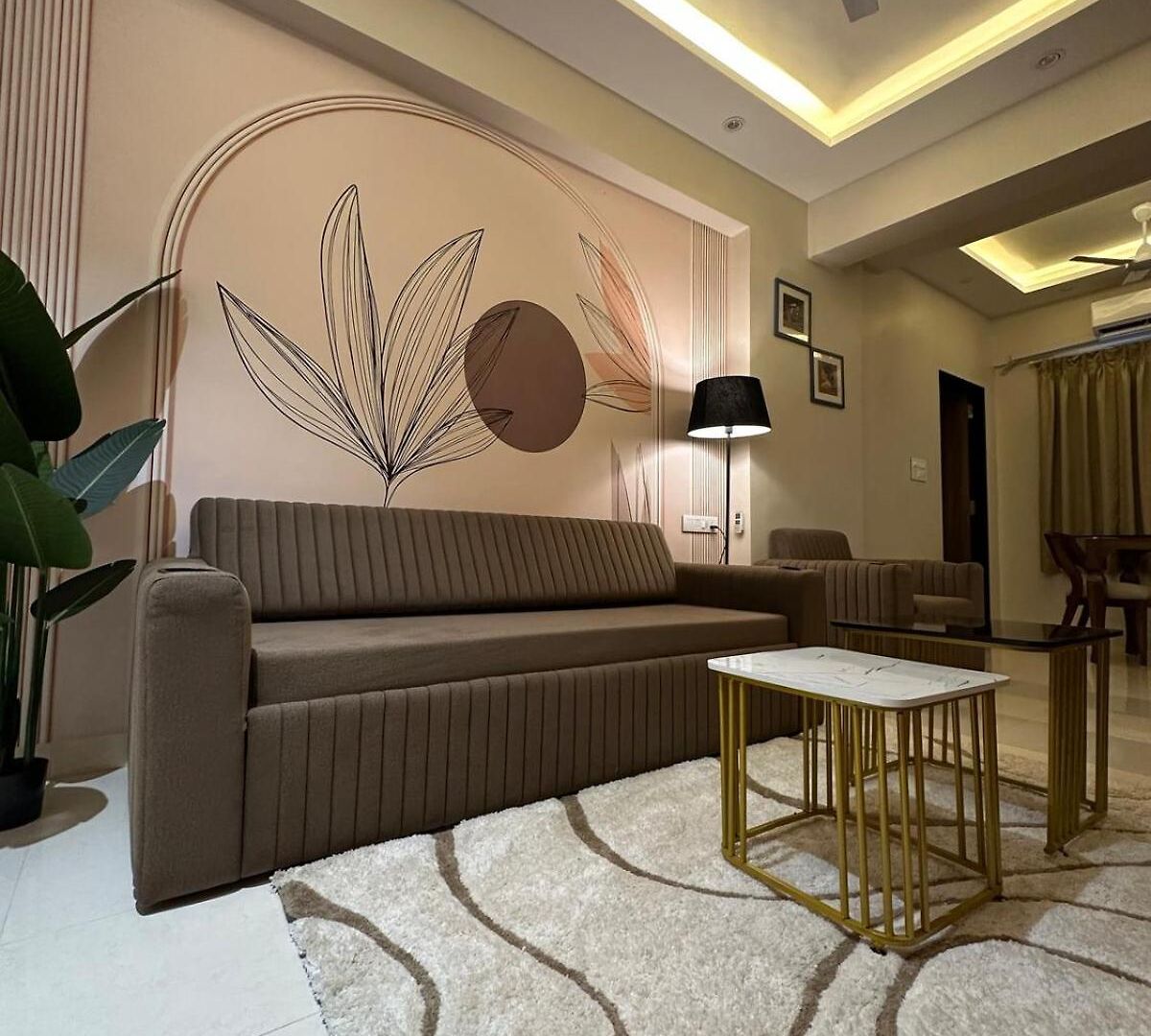 Enchante - 15 Mins From Lilavati & Nanavati *