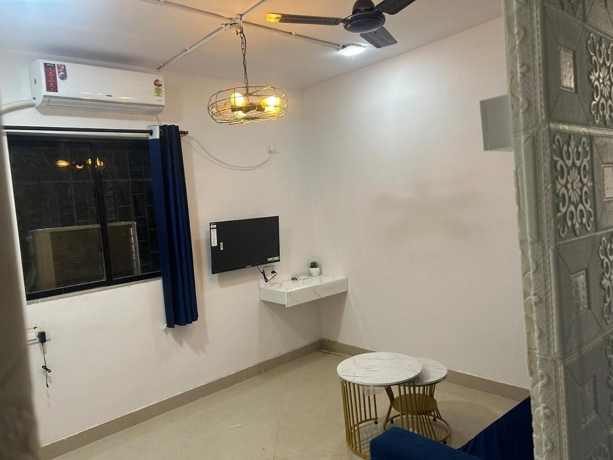 2bhk By The Sea Carters Apartment Mumbai