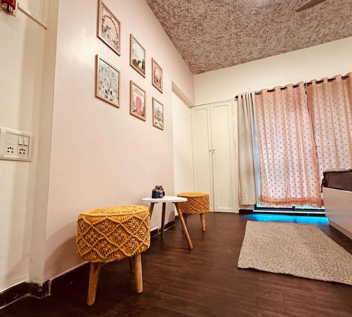 Apartment Rahuls - Near Kokilaben