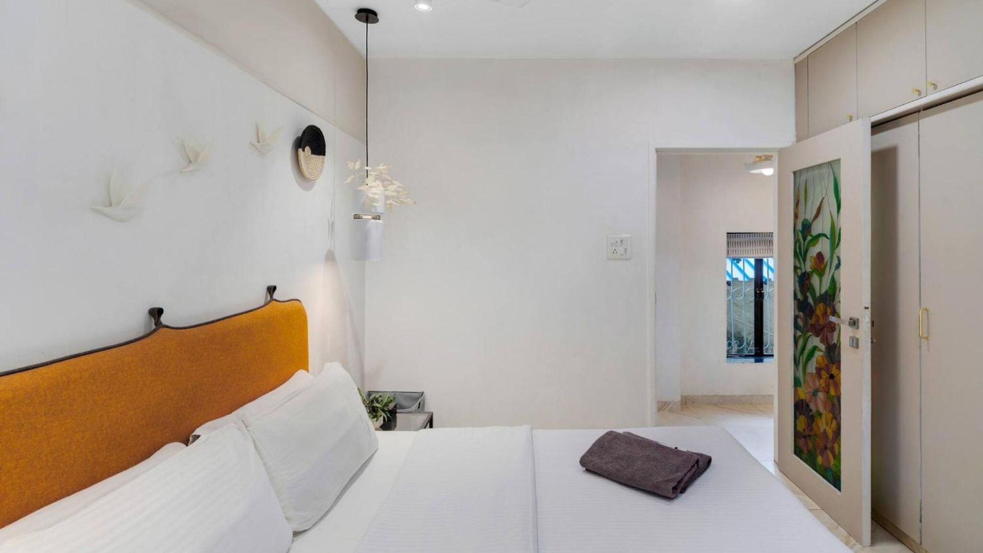Aleo: Private 1 Bhk In Charming