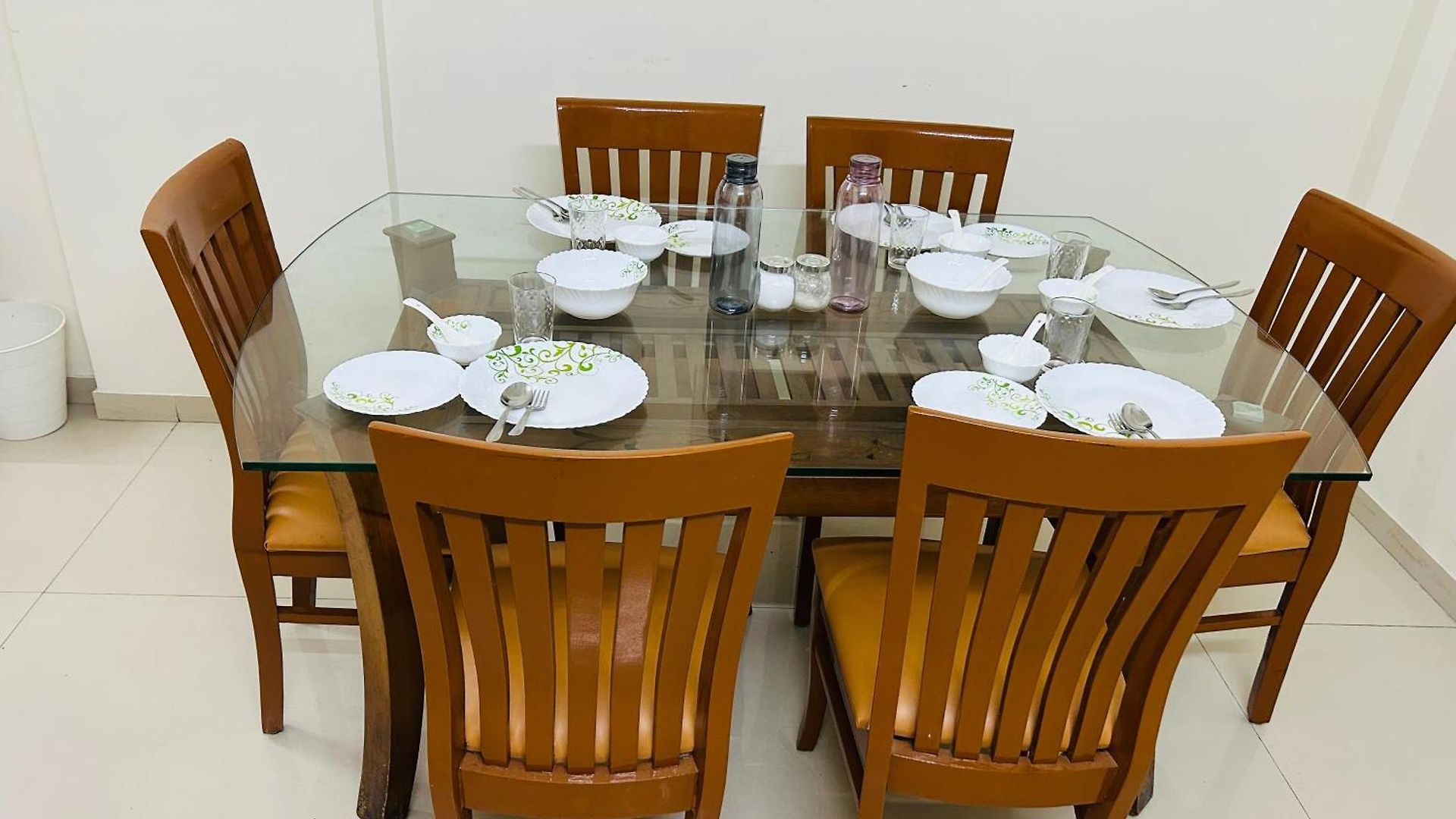 2bhk Beside Hiranandini-star Homes Powai Apartment