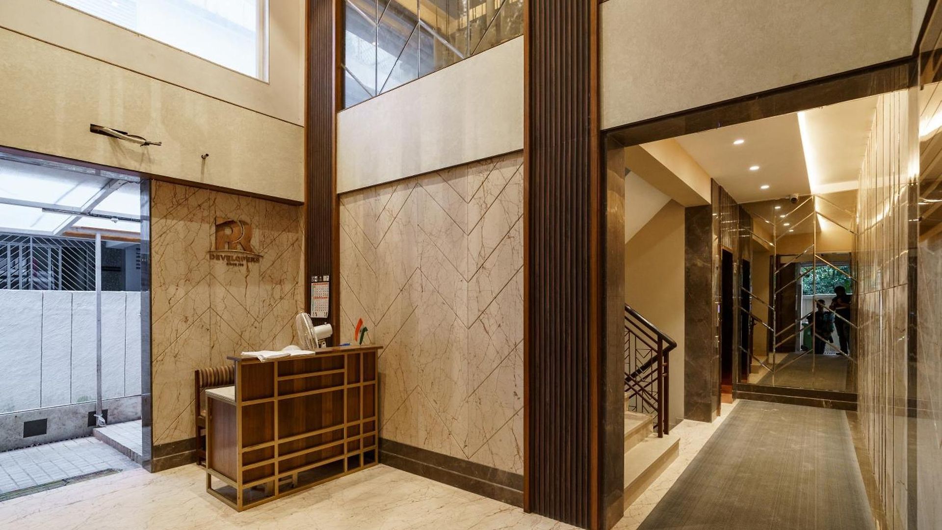 Zen Private 3Bhk In Bandra