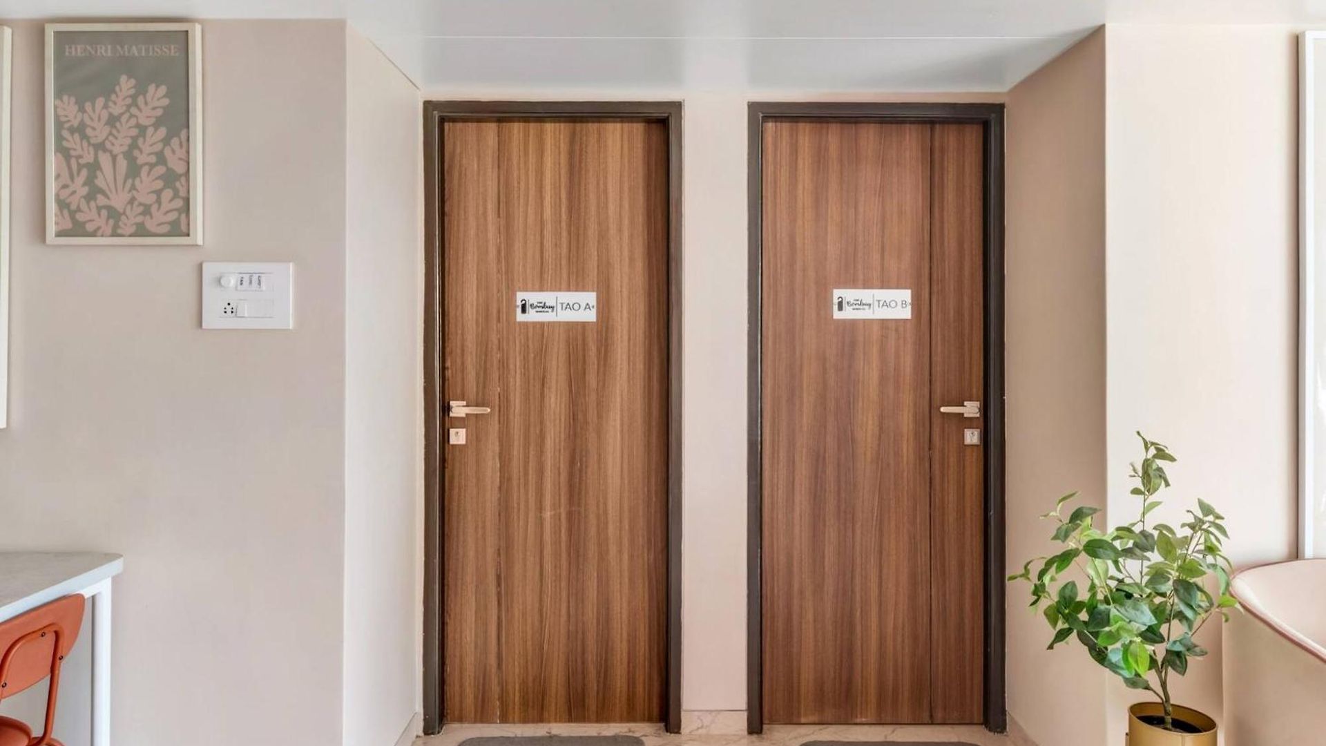 Tao Private 3bhk In Bandra Apartment
