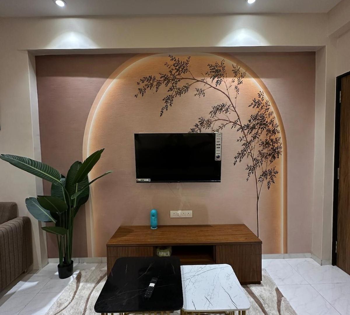 Izaara - 15 Mins From Lilavati & Nanavati Apartment Mumbai