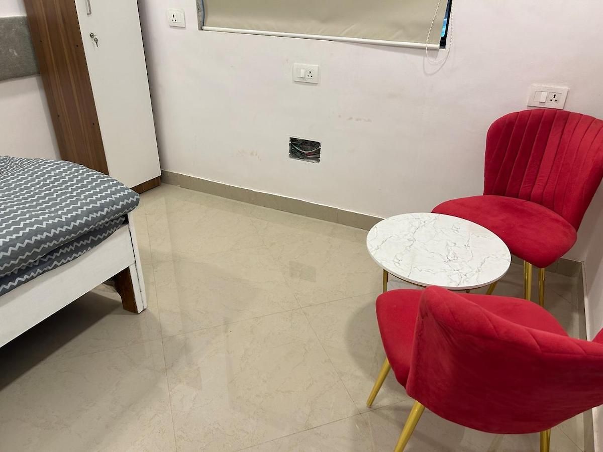 Apartment 2bhk By The Sea Carters Mumbai