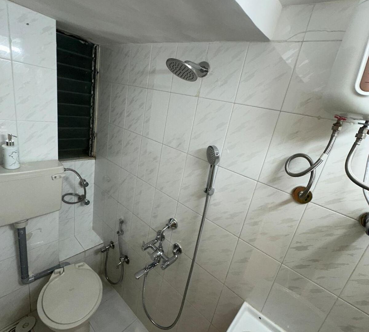 Izaara - 15 Mins From Lilavati & Nanavati Apartment