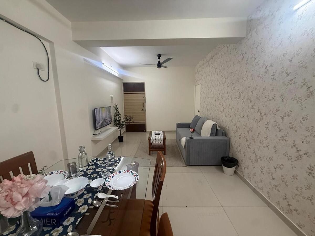 2bhk Flat Near Hiranandini Powai- Star Homes