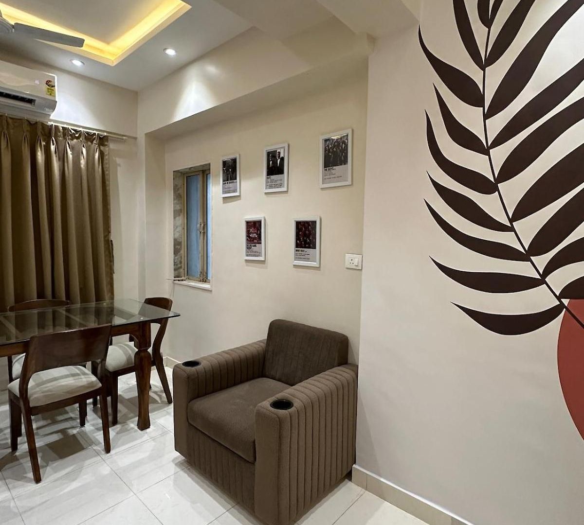 Enchante - 15 Mins From Lilavati & Nanavati Mumbai